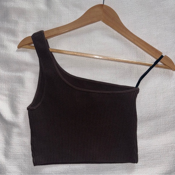 Aritzia, Babaton tank - Picture 2 of 2